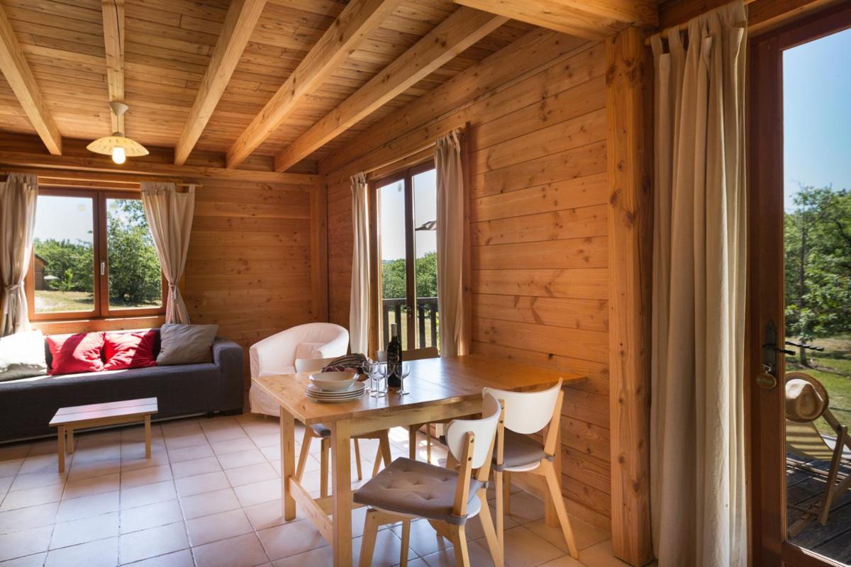 Le Bois De Faral Hotel Le Bastit Eksteriør billede